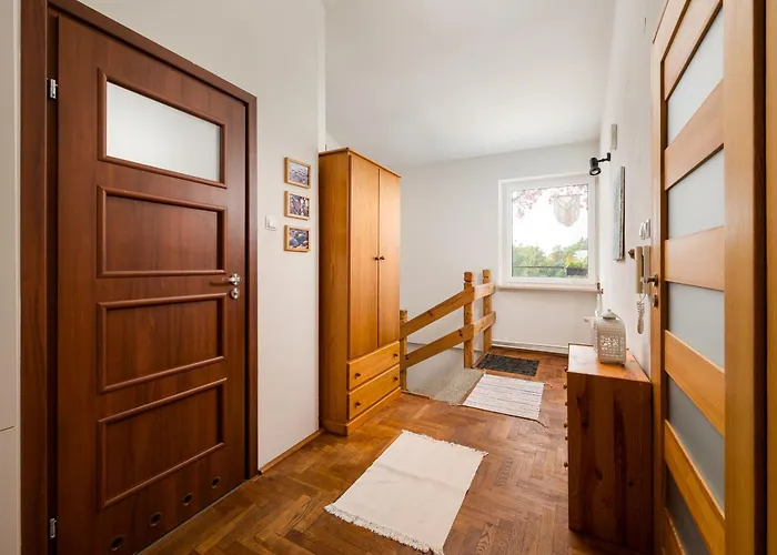 Marymont With Mezzanine By Bookinghost